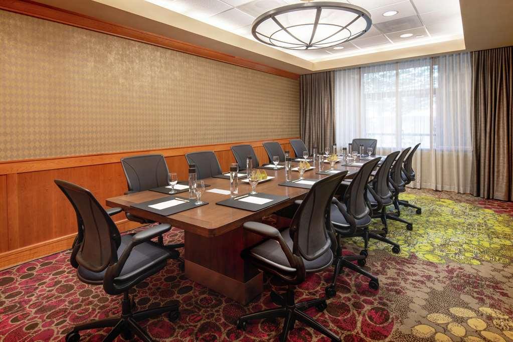 Doubletree Suites By Hilton Seattle Airport/Southcenter Tukwila Facilities photo